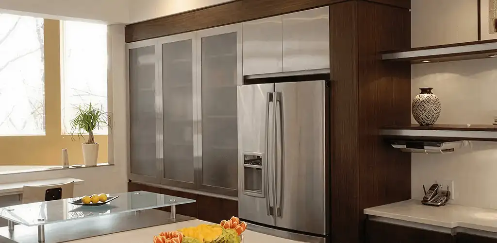 Cabinet door replacement and modern kitchen cabinet upgrade in Rockford, IL